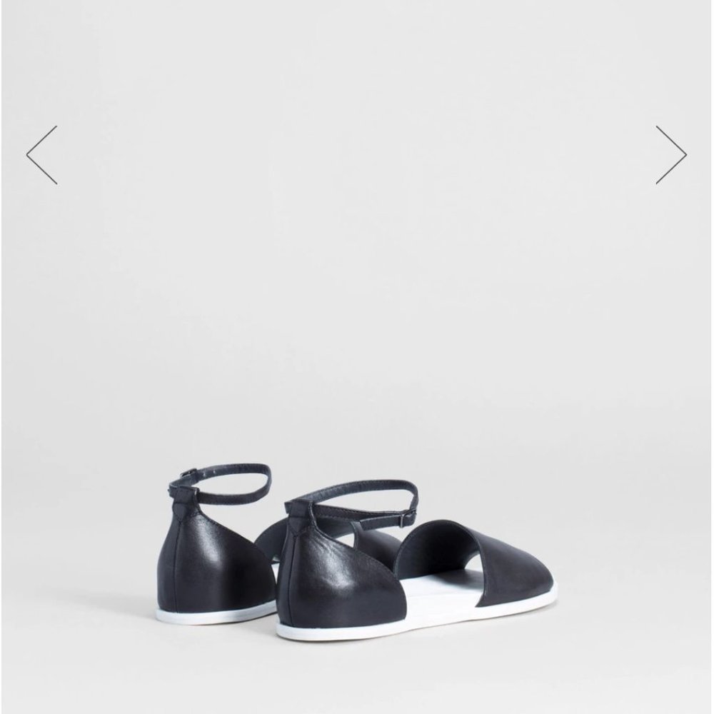 ELK AU Black Orpheus Sandal: Never Work